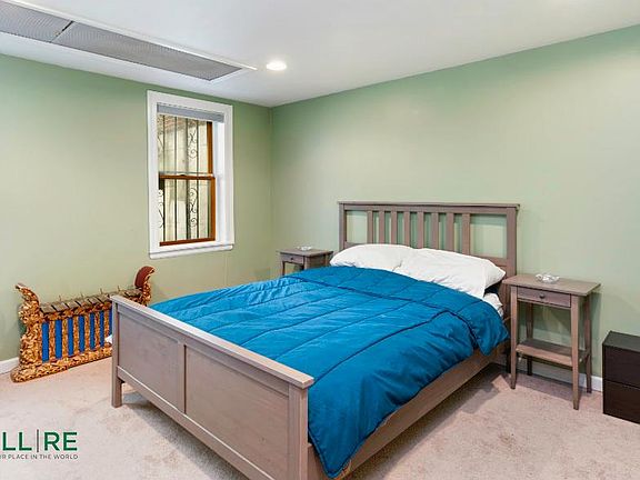 5th image of 3236 46th St