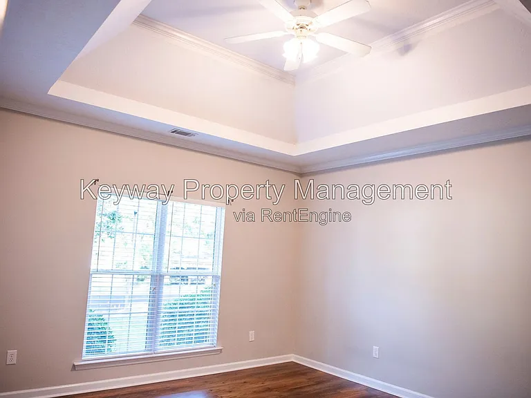 242 Stonington Dr — Photo 13
