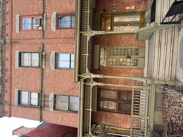 1st image of 32 W 130th St APT 10
