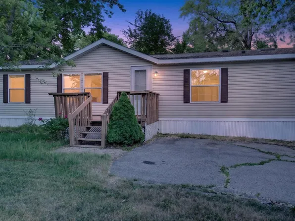 868 Norman Dr #167, Stoughton, WI 53589