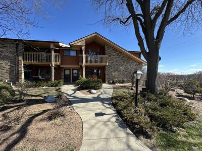 1617 Dover DRIVE #15, Waukesha, WI, 53186