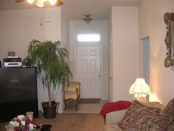 5th image of 606 Oliver Ln