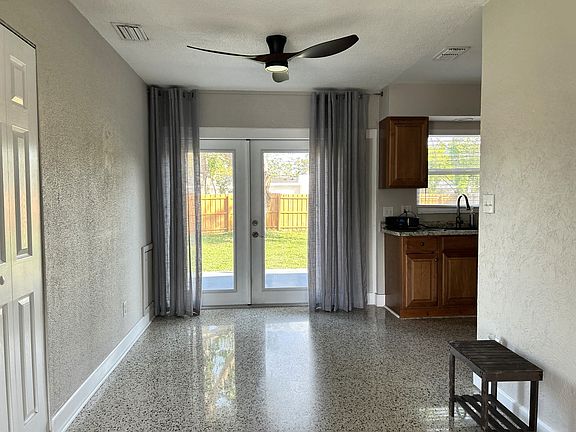 2nd image of 369 Lewis Blvd SE