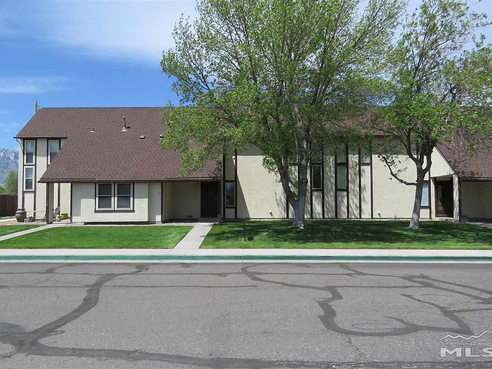 1st image of 1750 Pinewood Dr Unit 2