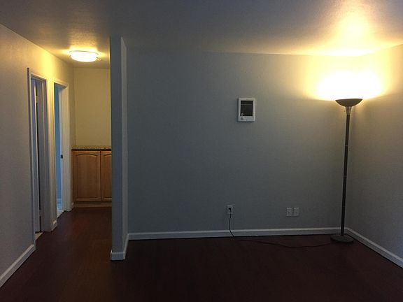 4th image of 5014 Auburn Dr APT 6