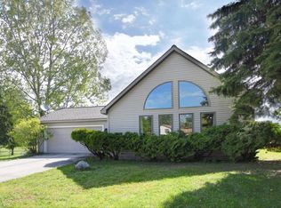 12325 S Lincoln Hollow Ct, Cedar, MI 49621