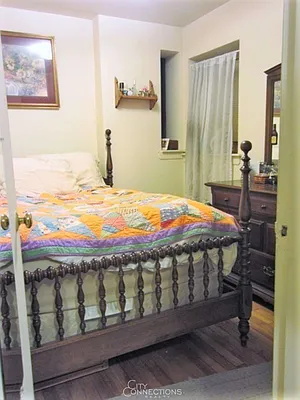 Rented by City Connections Realty | media 9