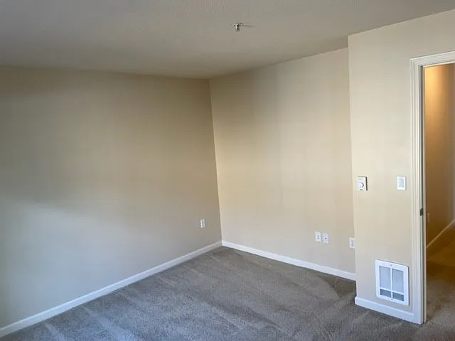 Aspen Highlands Apartments — Photo 42
