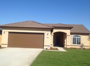 404 Vancluse Bay Dr, Bakersfield, CA 93307