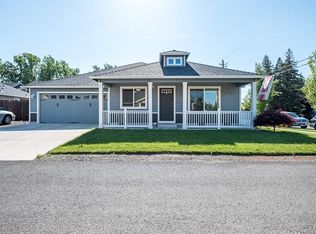 1967 Taylor Rd, Central Pt, OR 97502