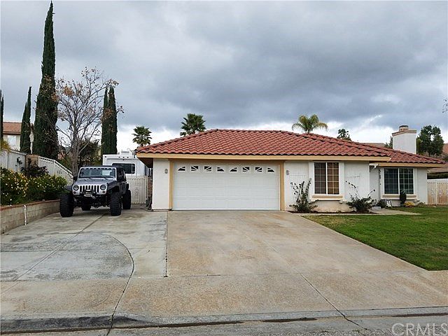 1st image of 26286 Leafwood Dr