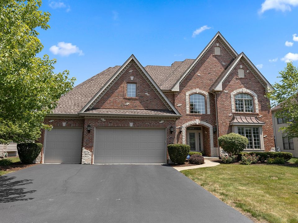 2nd image of 11661 Rushmore Dr