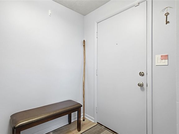 4th image of 1032 Princewood Ave