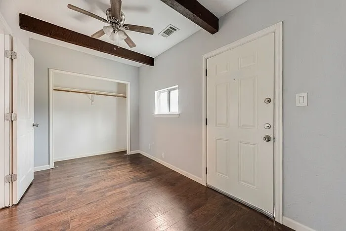 3 bed, 2.0 bath, 1216 sqft, $1,350 — Photo 4