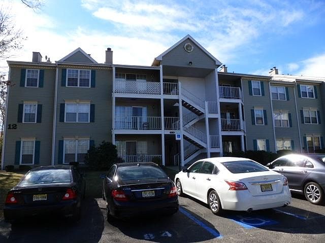 1st image of 78 Iroquois Dr #12