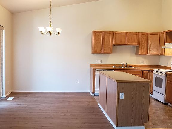 3rd image of 13802 Hunterwood Ln