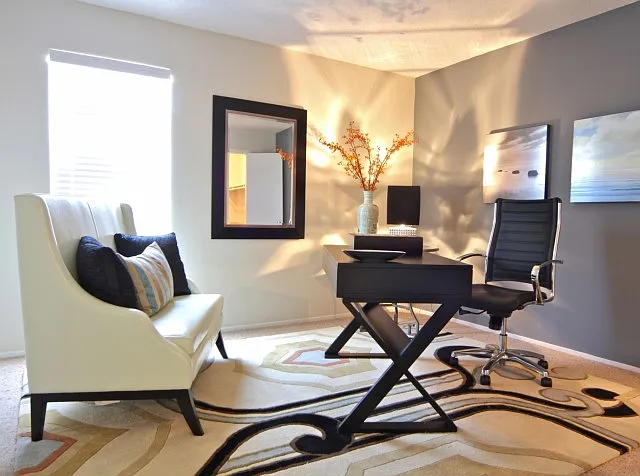 B1 Guest Bedroom