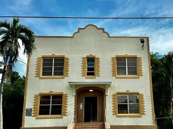 1620 NW 3rd St APT 5, Miami, FL 33125