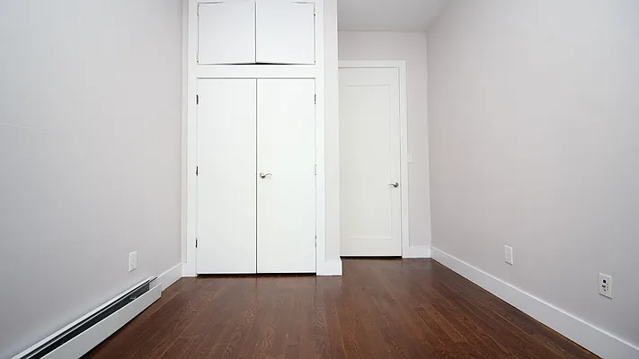 Rented by Nooklyn NYC LLC | media 18