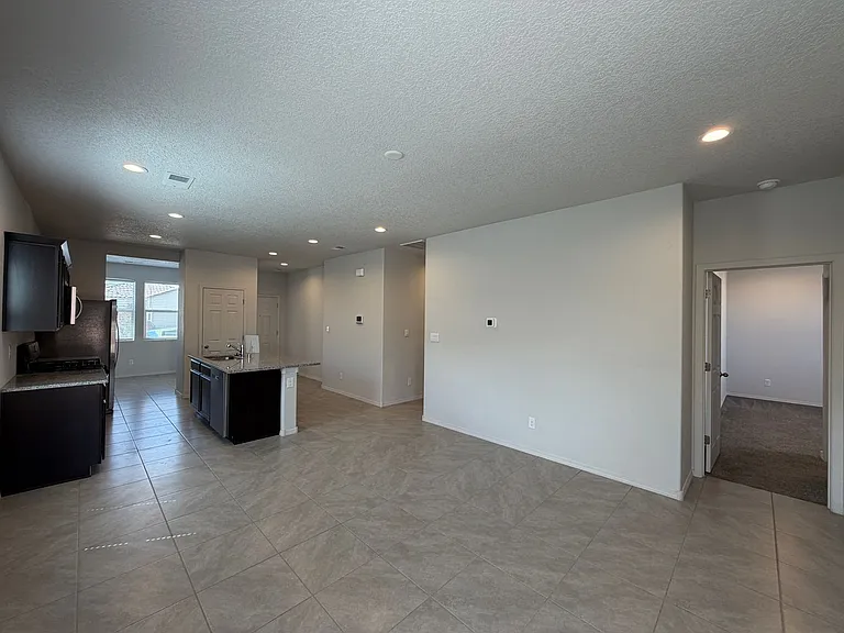 1504 Alto Colores St NW — Photo 10