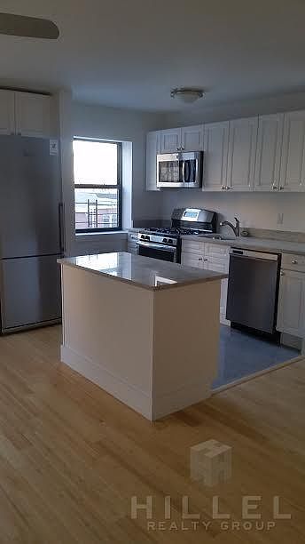 1st image of 1511 Brightwater Ave APT 6C