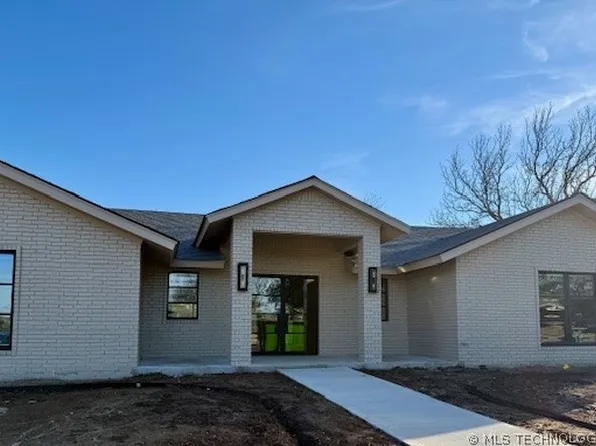 2200 Cloverleaf Pl, Ardmore, OK 73401