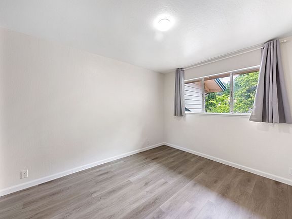 2nd image of 1242 Terra Nova Blvd #1
