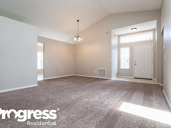 3rd image of 5091 Hook Hollow Cir