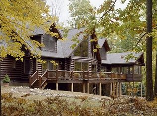 8996 N Royal Rd, Stanwood, MI 49346