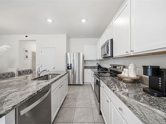 5th image of 1340 Colt Creek Pl