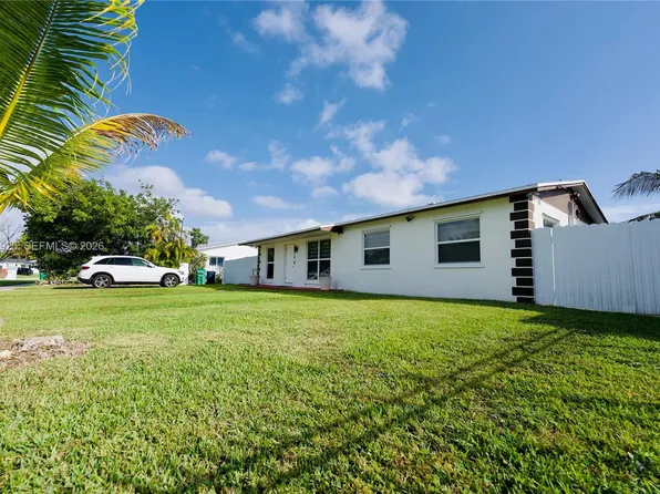 14515 SW 105th Ct, Miami, FL 33176