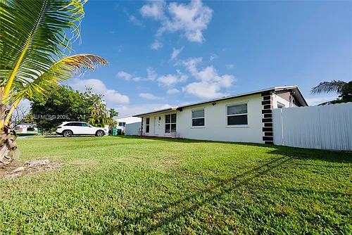 14515 SW 105th Ct Photo 1