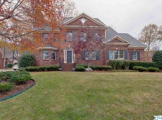 2921 Madrey Ln SE, Owens Cross Roads, AL 35763