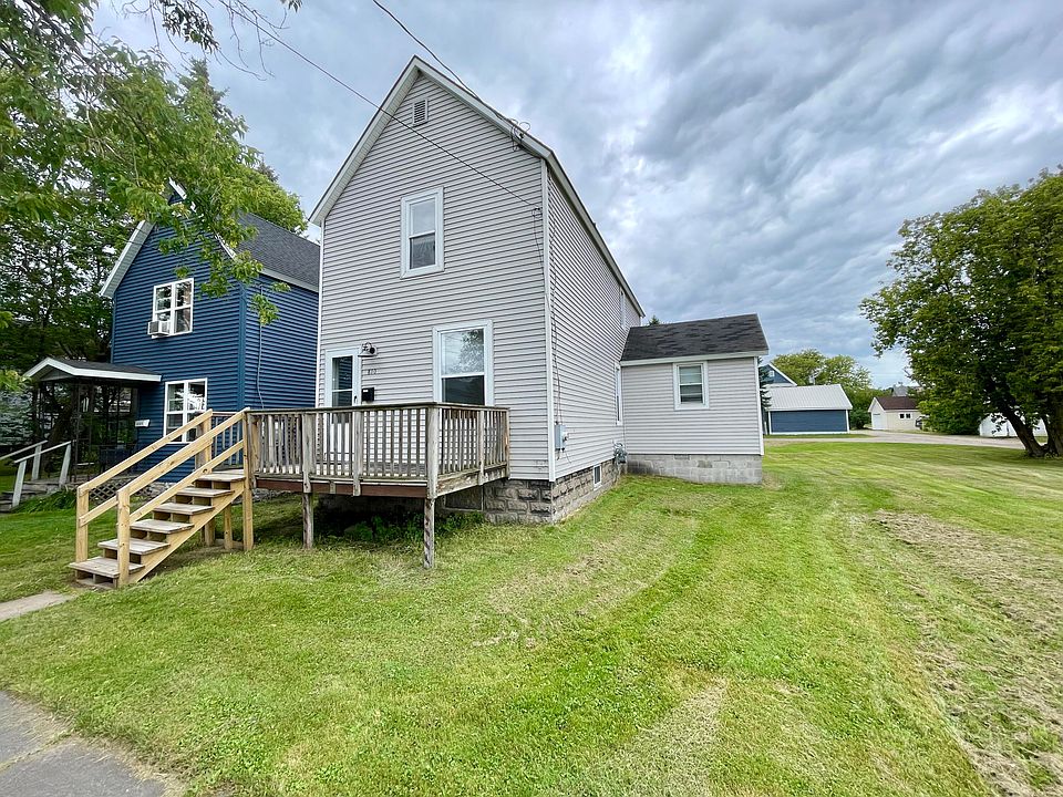 1st image of 810 Lizzie St