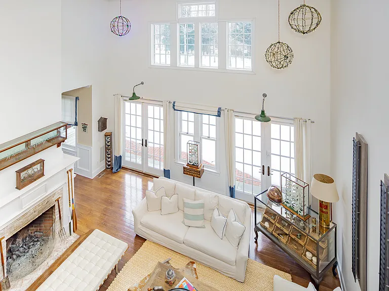 23 Fair Hills Ln — Photo 4