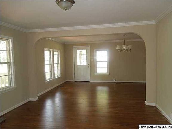 3rd image of 1300 Skyline Dr