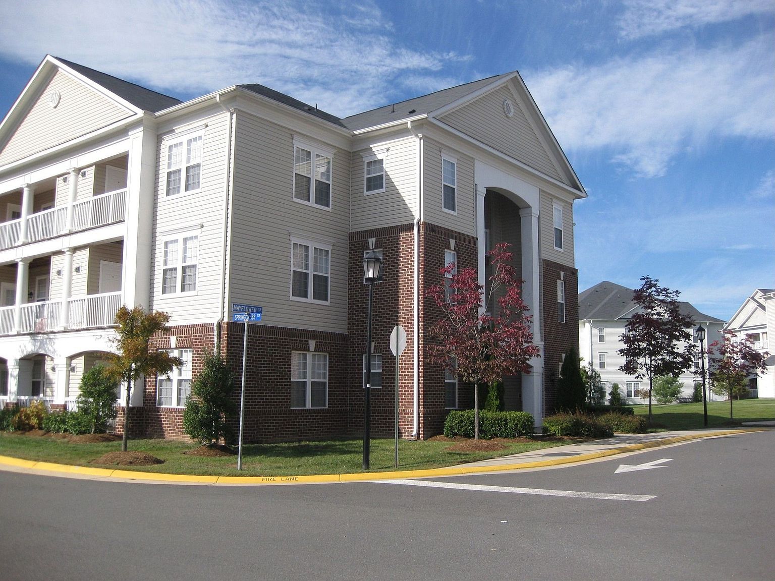 42446 Mayflower Ter UNIT 304, Brambleton, VA 20148 Zillow