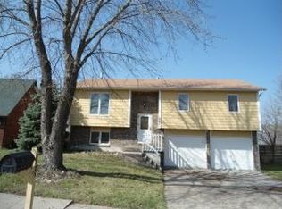 2105 Winchester Dr, Columbia, MO 65202