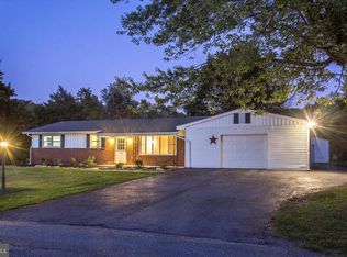 14080 Lower Edgemont Rd, Waynesboro, PA 17268