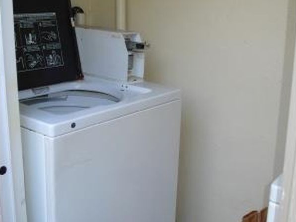 3040 NE 21st Ave APT 4