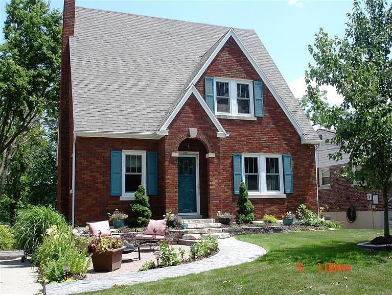 1st image of 106 Forest Hill Ave