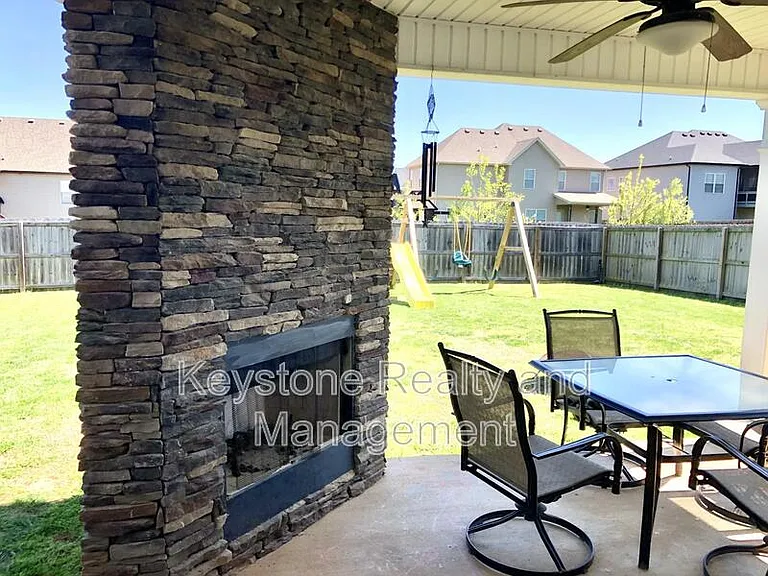 1223 Snowball Ln — Photo 13