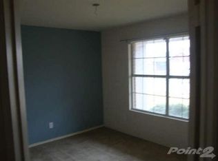 8118 Colwick Ln, Arlington, TX 76002