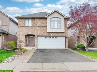 4110 Forest Run Ave, Burlington, ON L7M 4L7