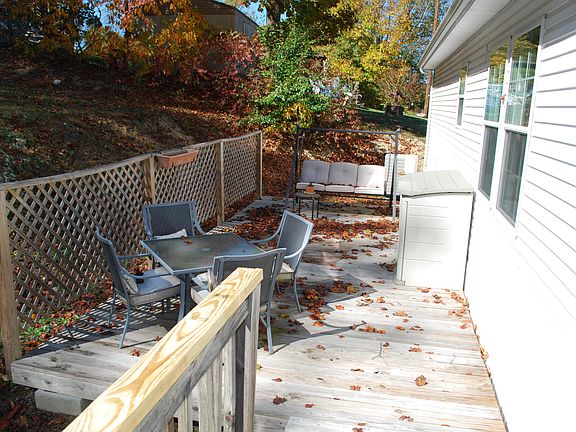 4th image of 1102 Liberty Ave SE