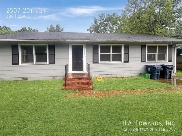 2507 20th St, Northport, AL 35476