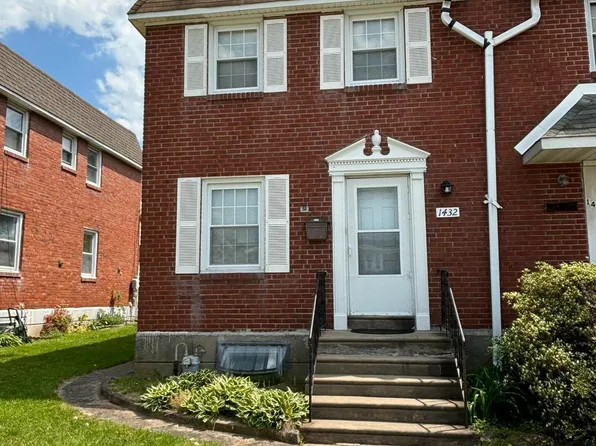 1432 Astor St, Norristown, PA 19401