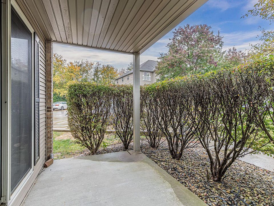 2nd image of 5 Hartwell Ct APT 3