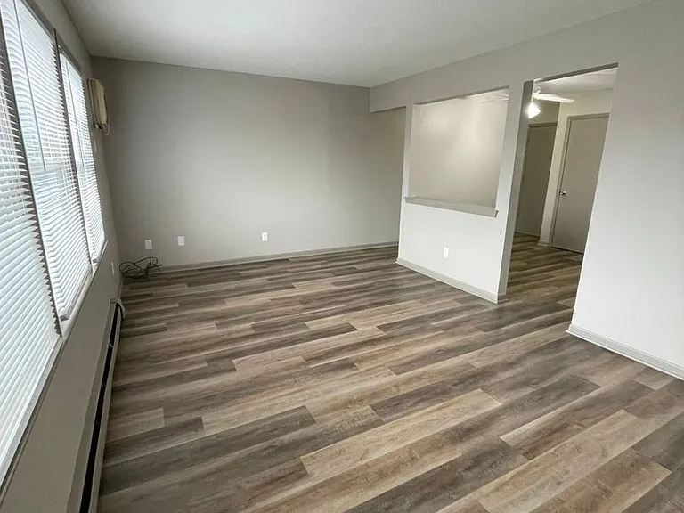 820 Lyon Street Apartments — Photo 7