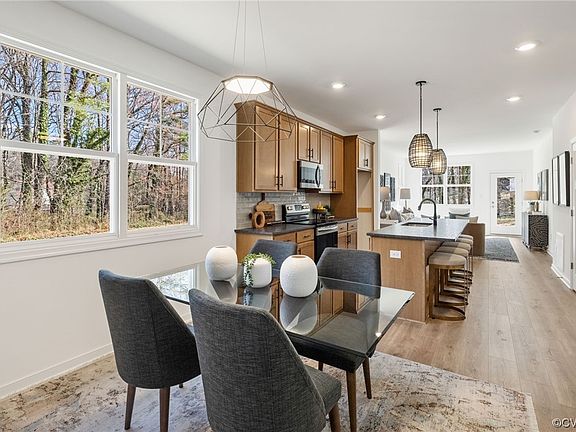 5th image of 10401 Dakins Dr
